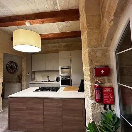 Prázdninový dům De Rohan Townhouse 38 *