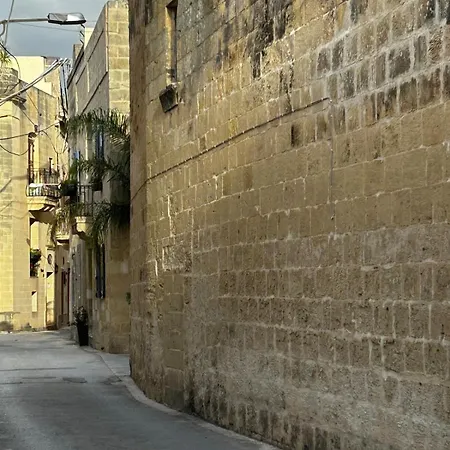 De Rohan Townhouse 38 Feriehus Żebbuġ